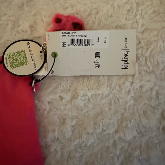 Kipling Viv Bag in Flashy Pink - Picture 4 of 4